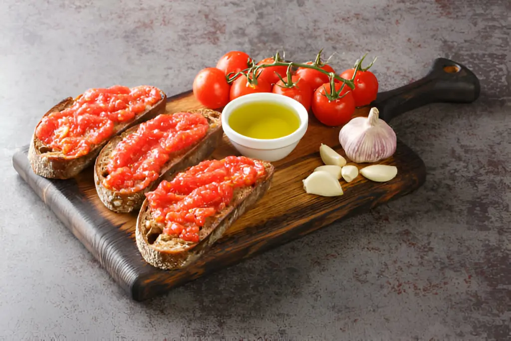 Easy 3-Ingredient Appetizer: Pan Con Tomate in 5 Minutes!