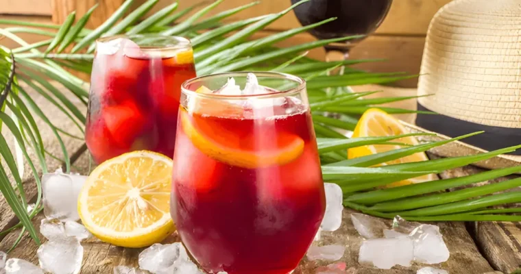 Ultimate Summer Refreshment: Make the Perfect Tinto de Verano in 5 Minutes